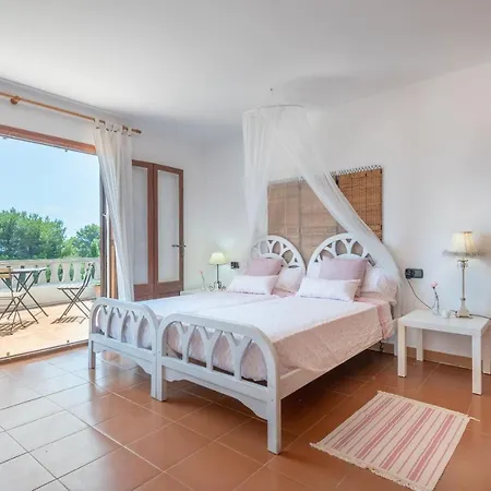 Cancus Villa *